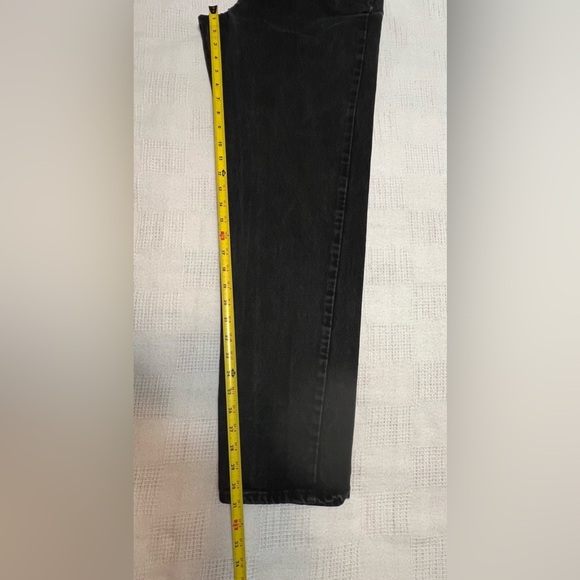 Vintage Levi’s 560 loose fit straight leg jeans - Picture 7 of 7